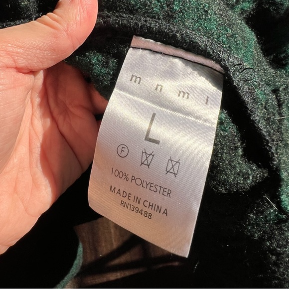 Men’s MNML Flannel Large - Picture 2 of 5